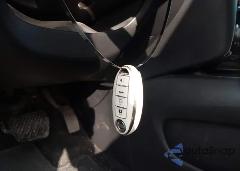 2016 Nissan Pathfinder Sv z USA, uszkodzony, nr VIN 5N1AR2MM4GC668312